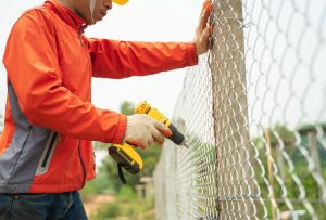 chain link fence contractor hutchinson ks